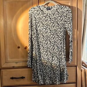 Flounce Hem Floral Print Mini Dress, XS, Black & White, GAP